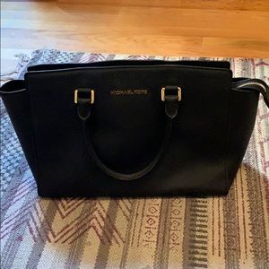 Michael Kors Selma Large Tote